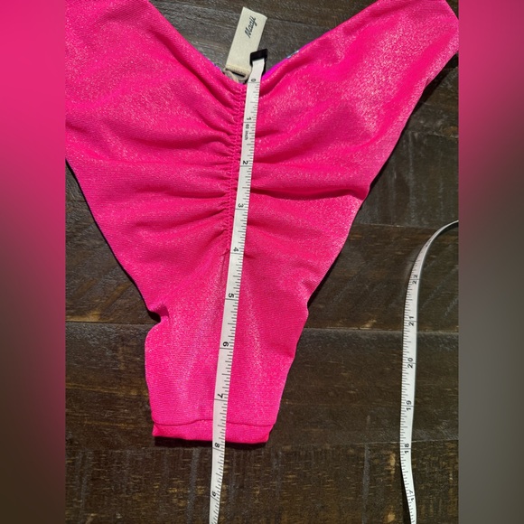 NWT Maaji Reversible Pink Shimmer Floral Bikini Top Bottom Swimsuit Sz Medium - Picture 15 of 16
